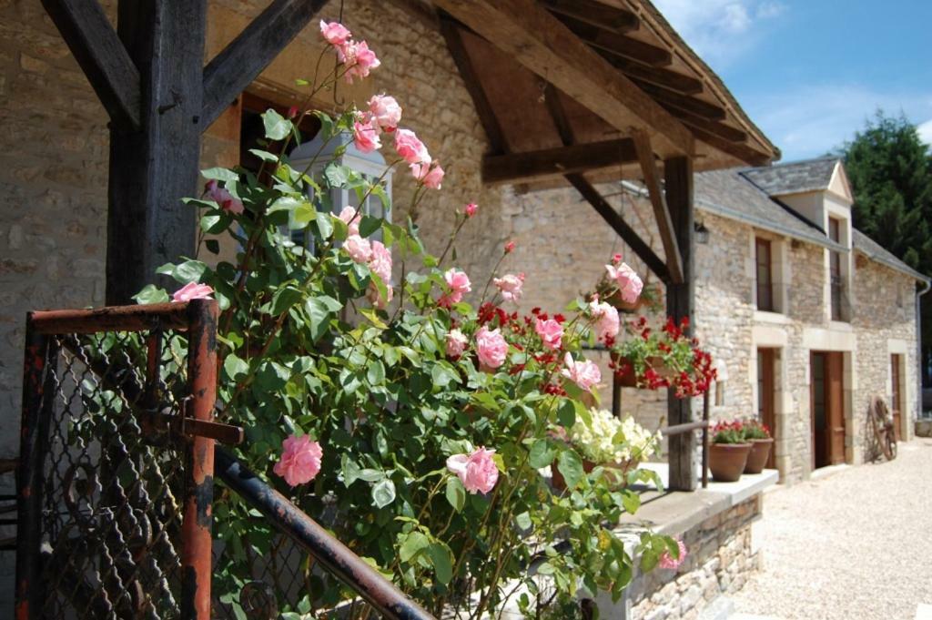 Chambres Et Table D'Hotes La Panacee Cuzance Zewnętrze zdjęcie
